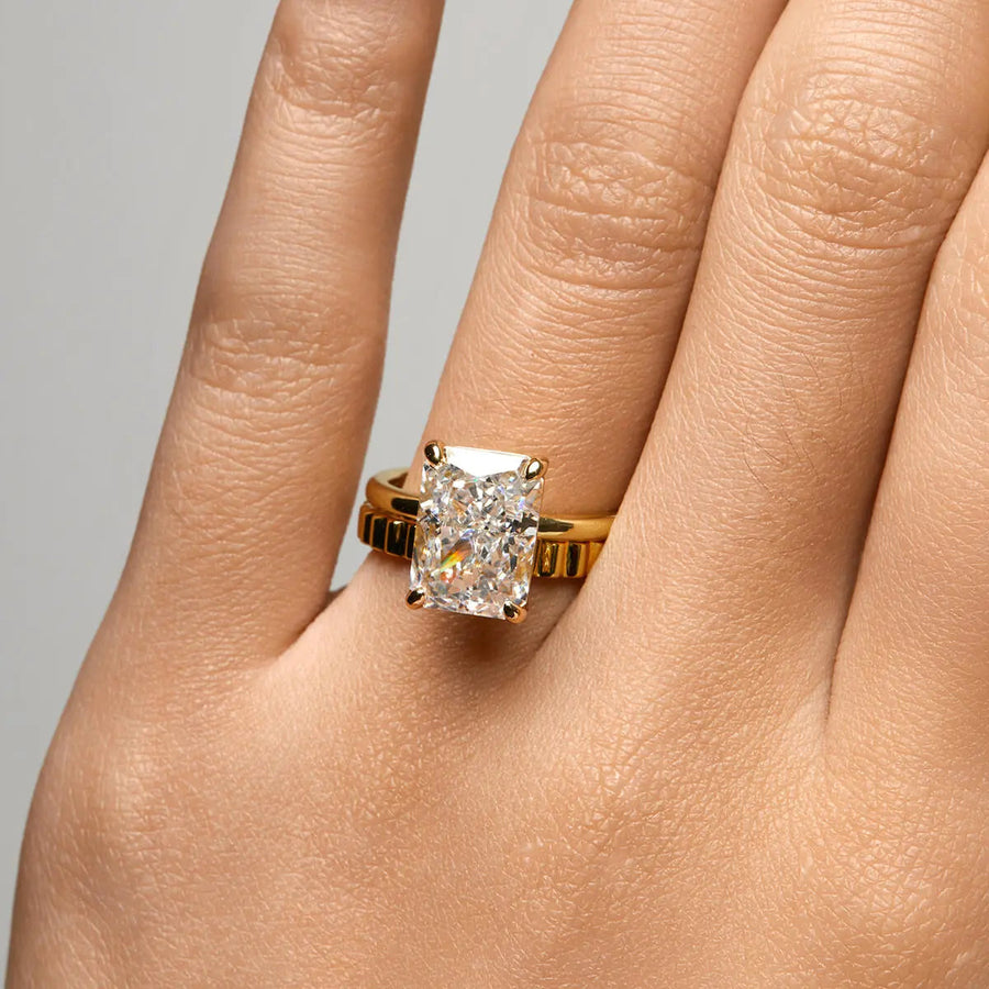 Fluted Half Band