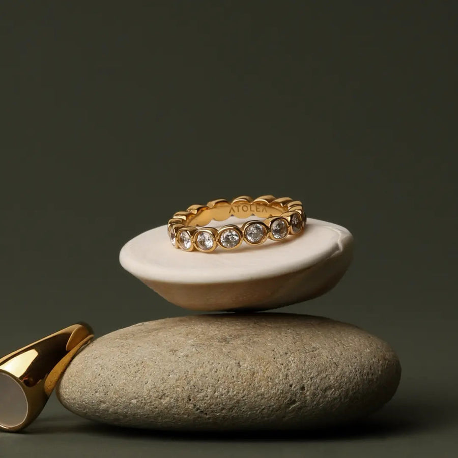 Perlenbesetzter Diamant-Ring