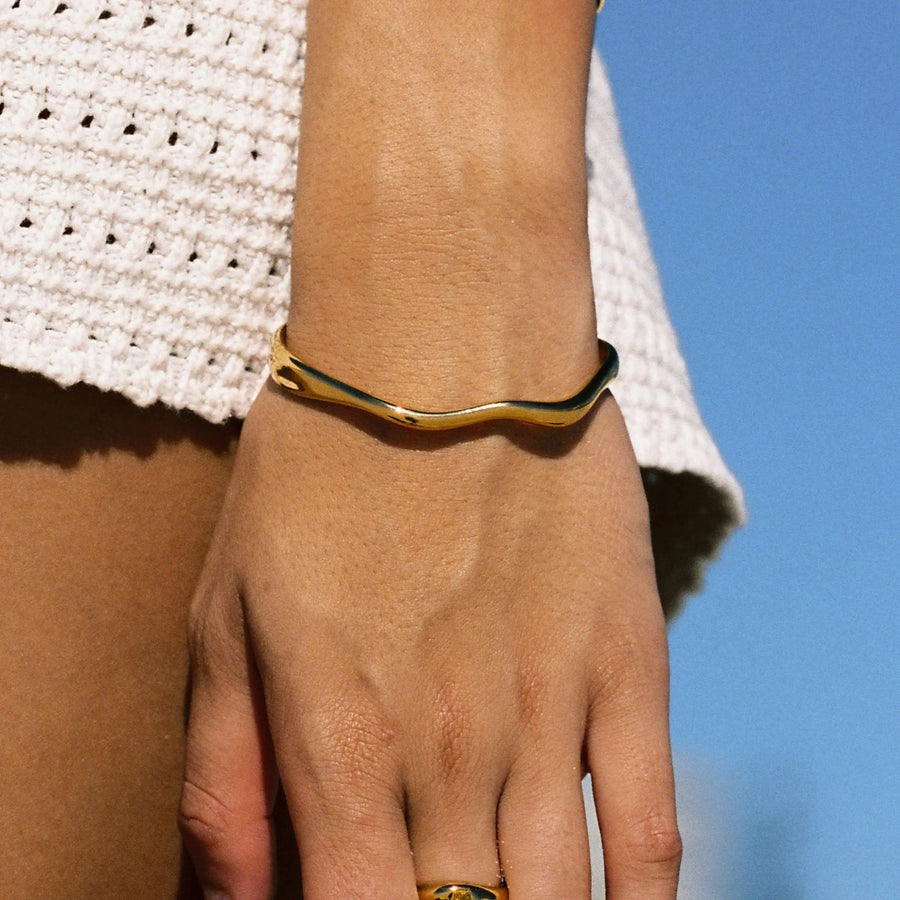 Cala cuff